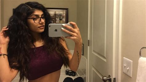 sextape mia khalifa|Mia Khalifa Sex Tape Porn Videos 